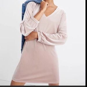 🌸 MADEWELL Velvet Long-Sleeve Dress